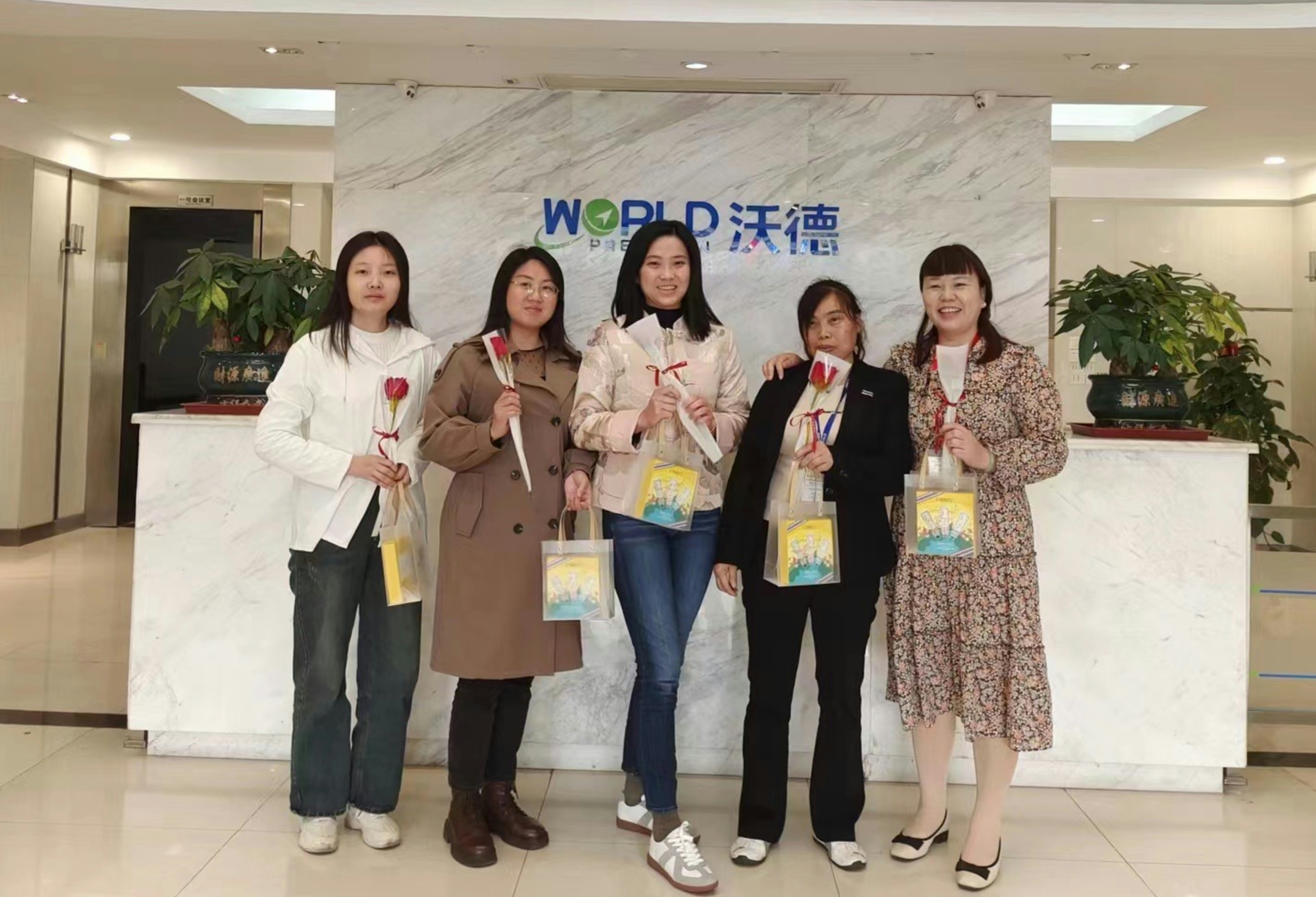 1713149768534416.jpeg 封面 (3).jpeg